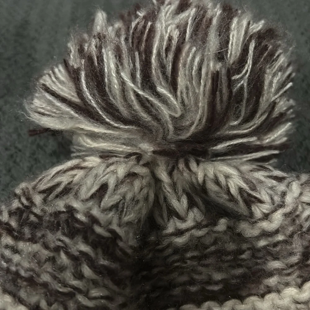 ⭐️2/$10 - Cream and Purple Beanie